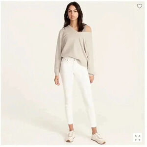 J.Crew 8" toothpick jean in white Size 26T TALL NWT